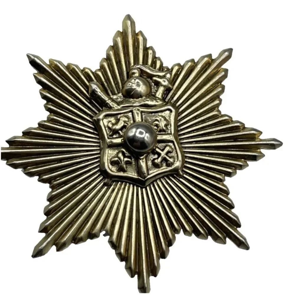 Vintage European Guards Regiment badge.